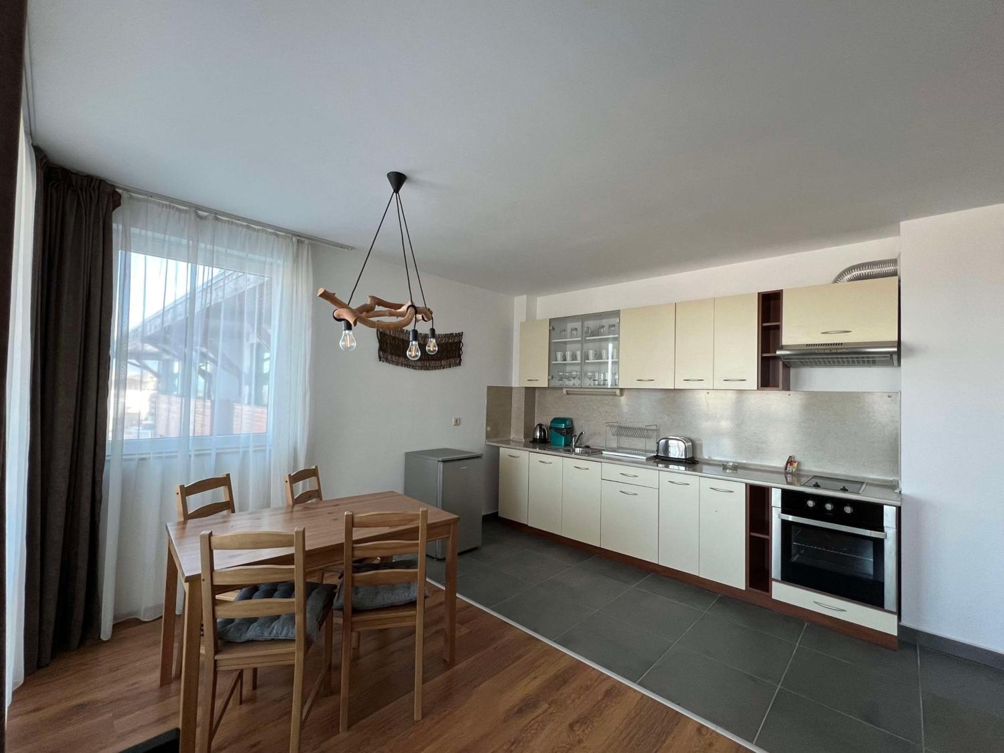 בנסקו Local Stay Hotel, BW Signature Collection מראה חיצוני תמונה